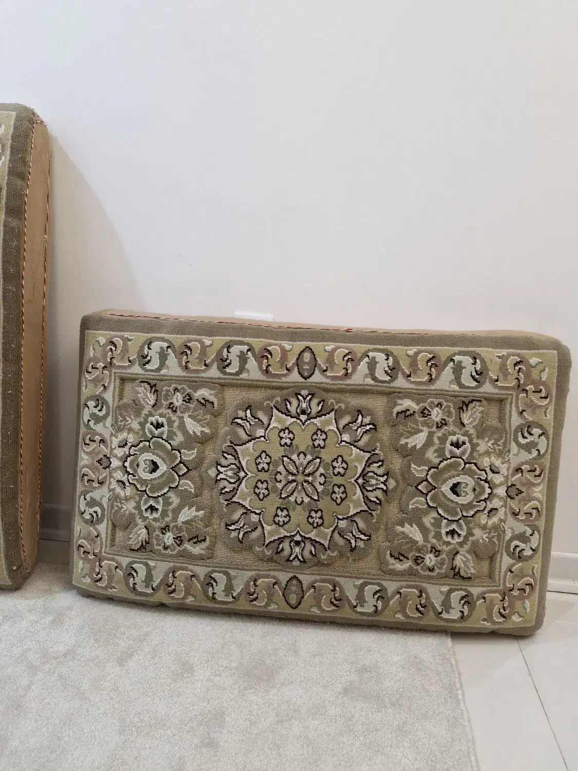 پشتی|پشتی|زنجان, |دیوار