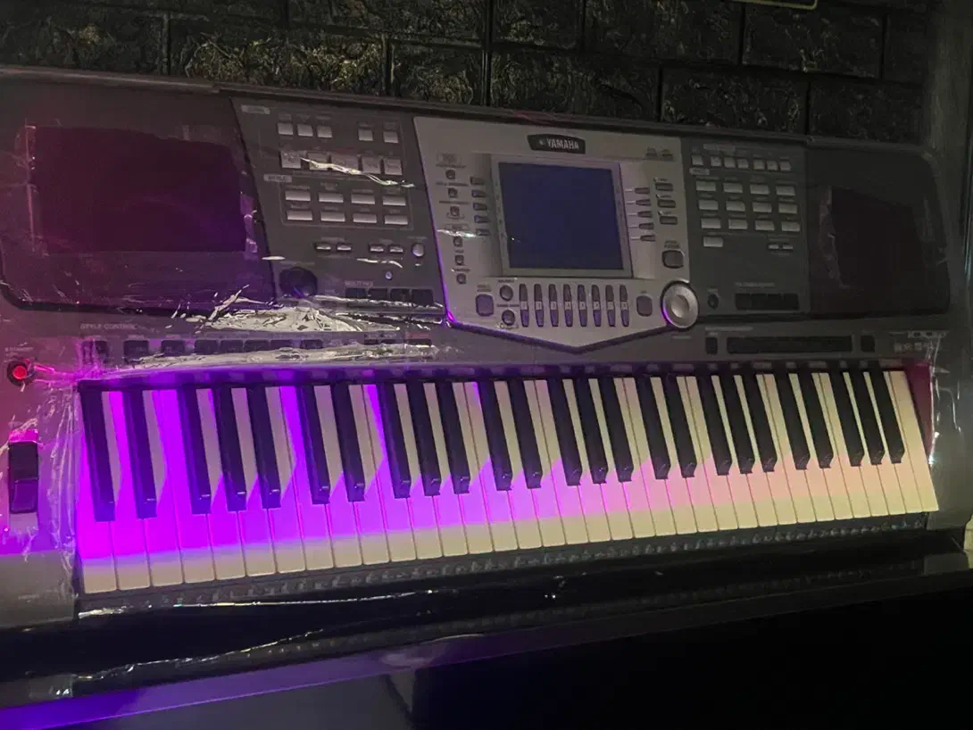 ارگ کیبورد یاماها ۱۰۰۰ مناسب آموزشی|پیانو، کیبورد، آکاردئون|رشت, استادسرا|دیوار