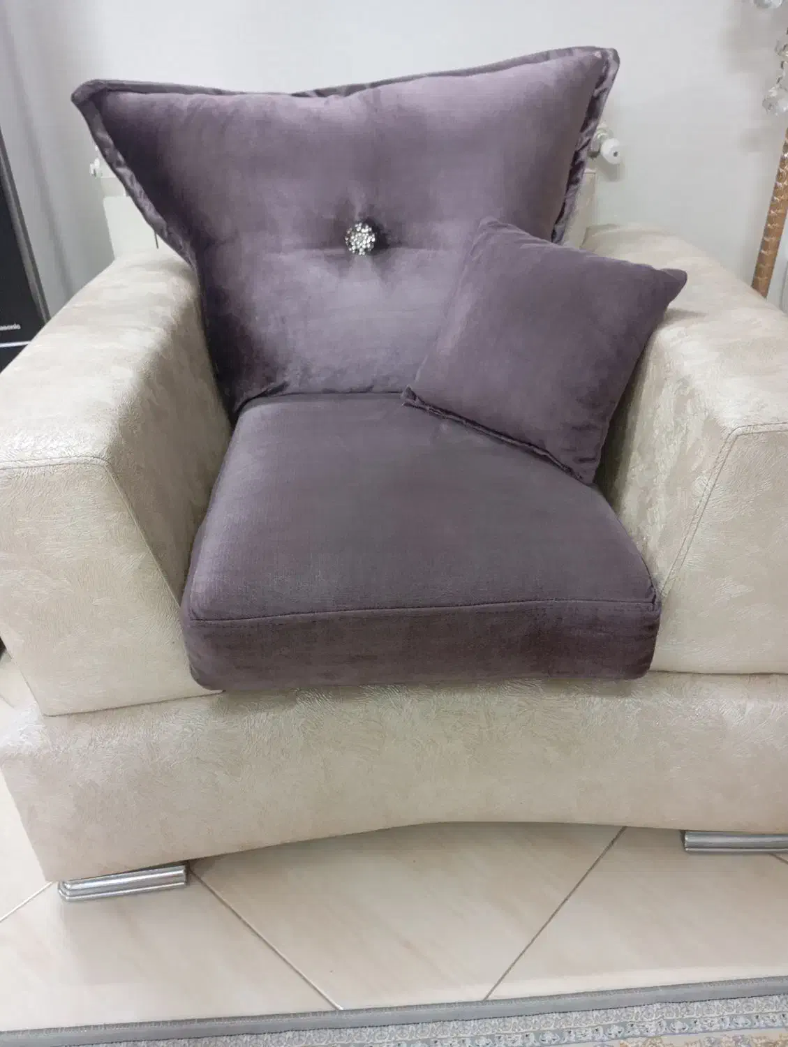 مبلمان|مبلمان خانگی و میز عسلی|ورامین, ورامین|دیوار