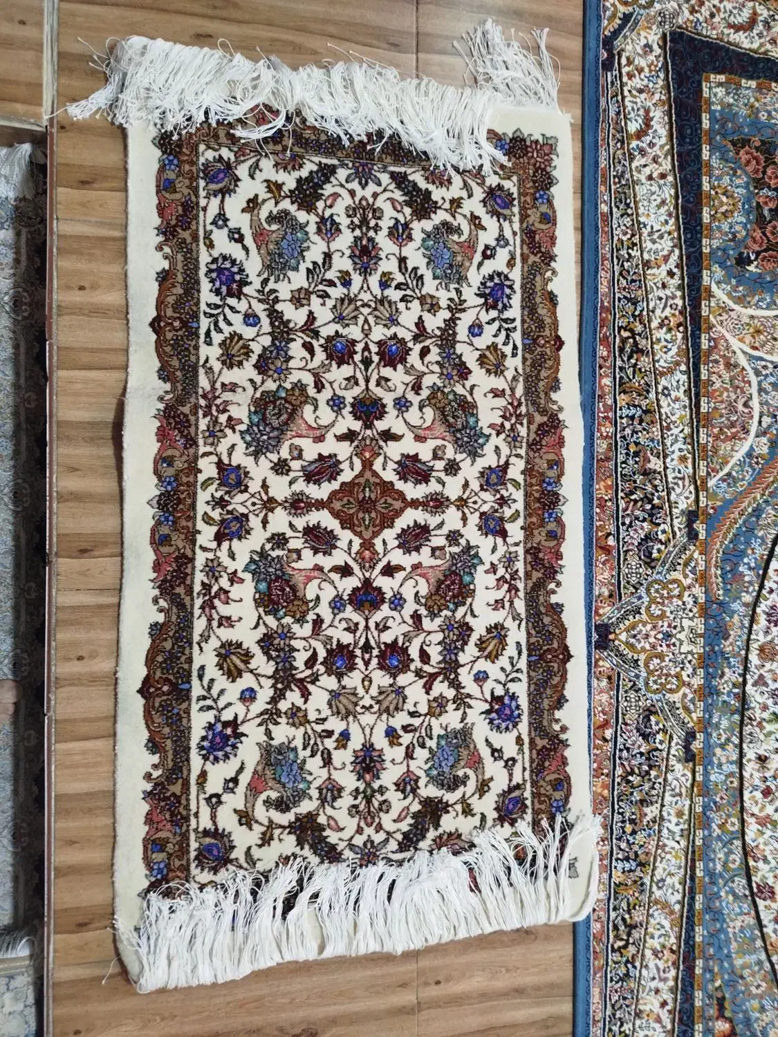 قلیچه دست بافت|فرش|اسلام‌شهر, زرافشان|دیوار