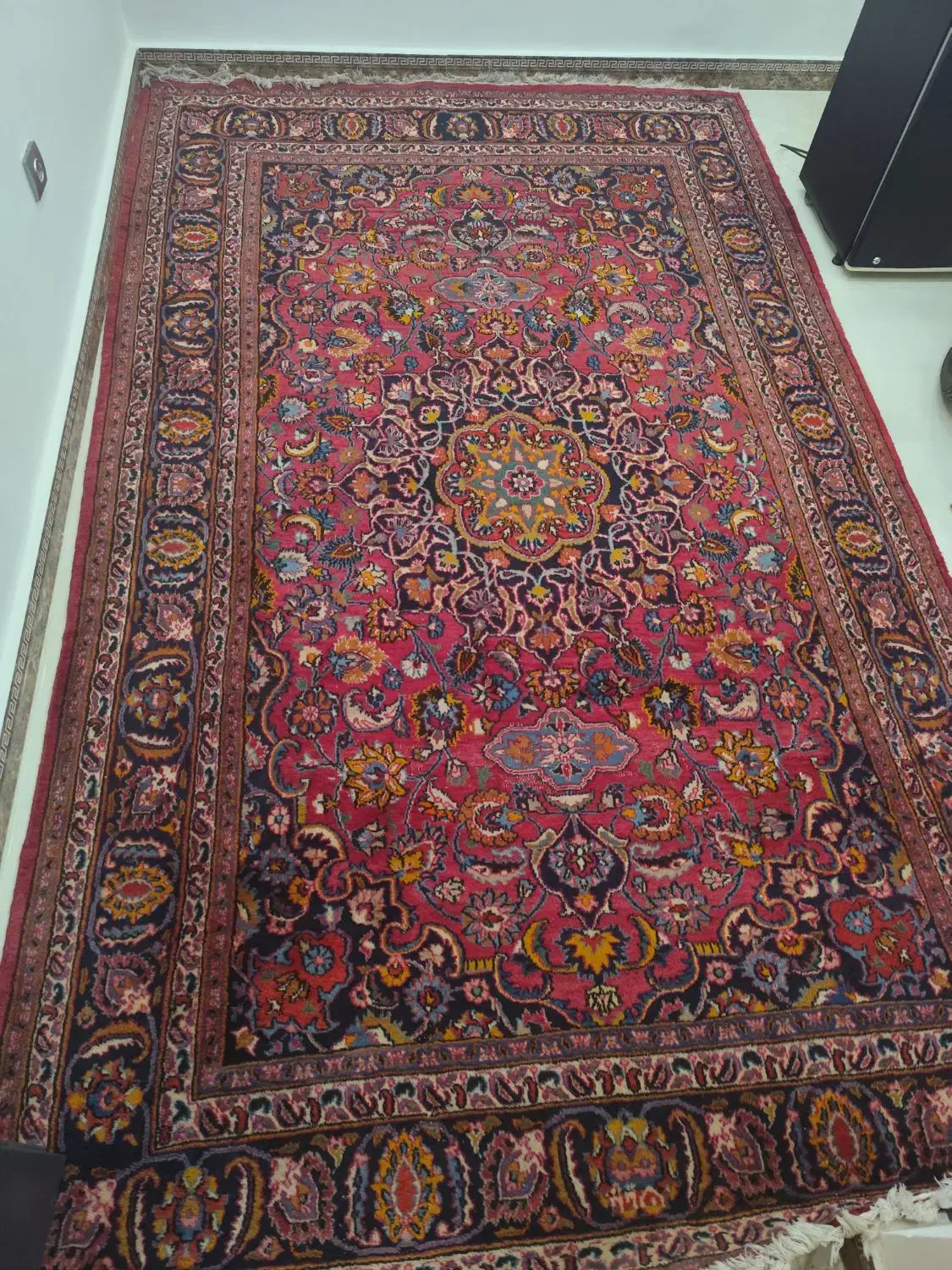 پشتی وفرش دست باف وماشینی|فرش|فردیس, شهرک ناز|دیوار