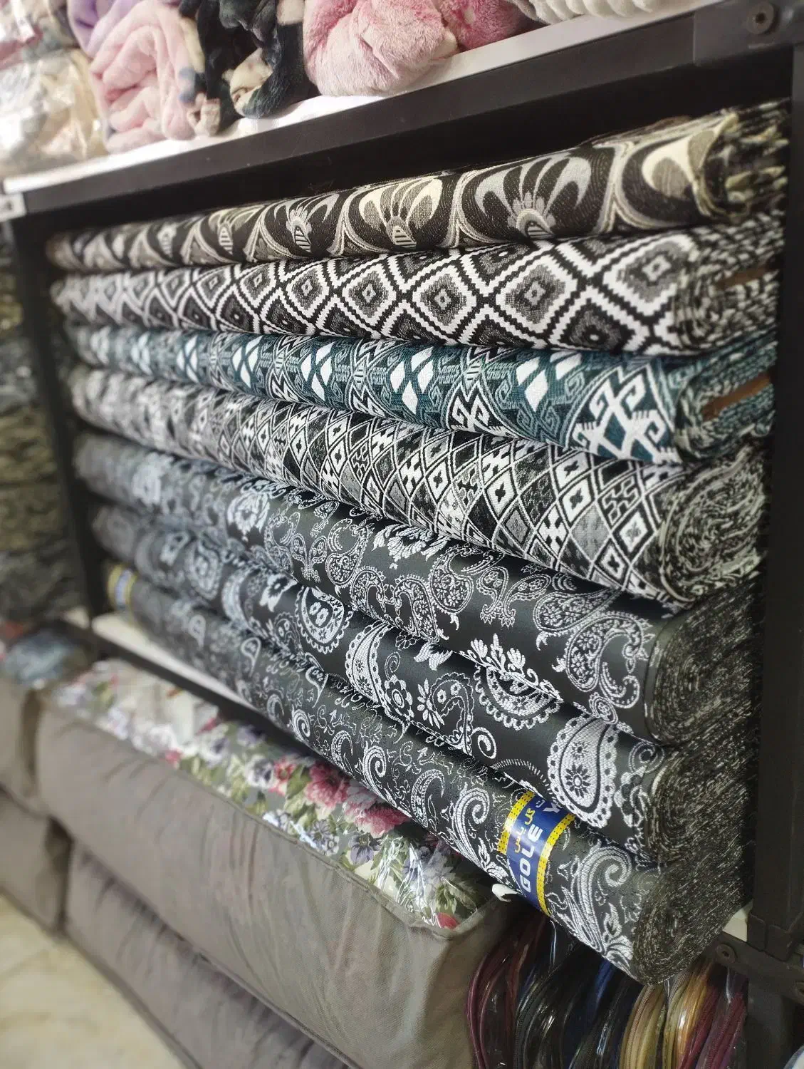 پارچه زیرسفره و پارچه رویه تشک در رنگهای متنوع|روفرشی|کرمانشاه, |دیوار