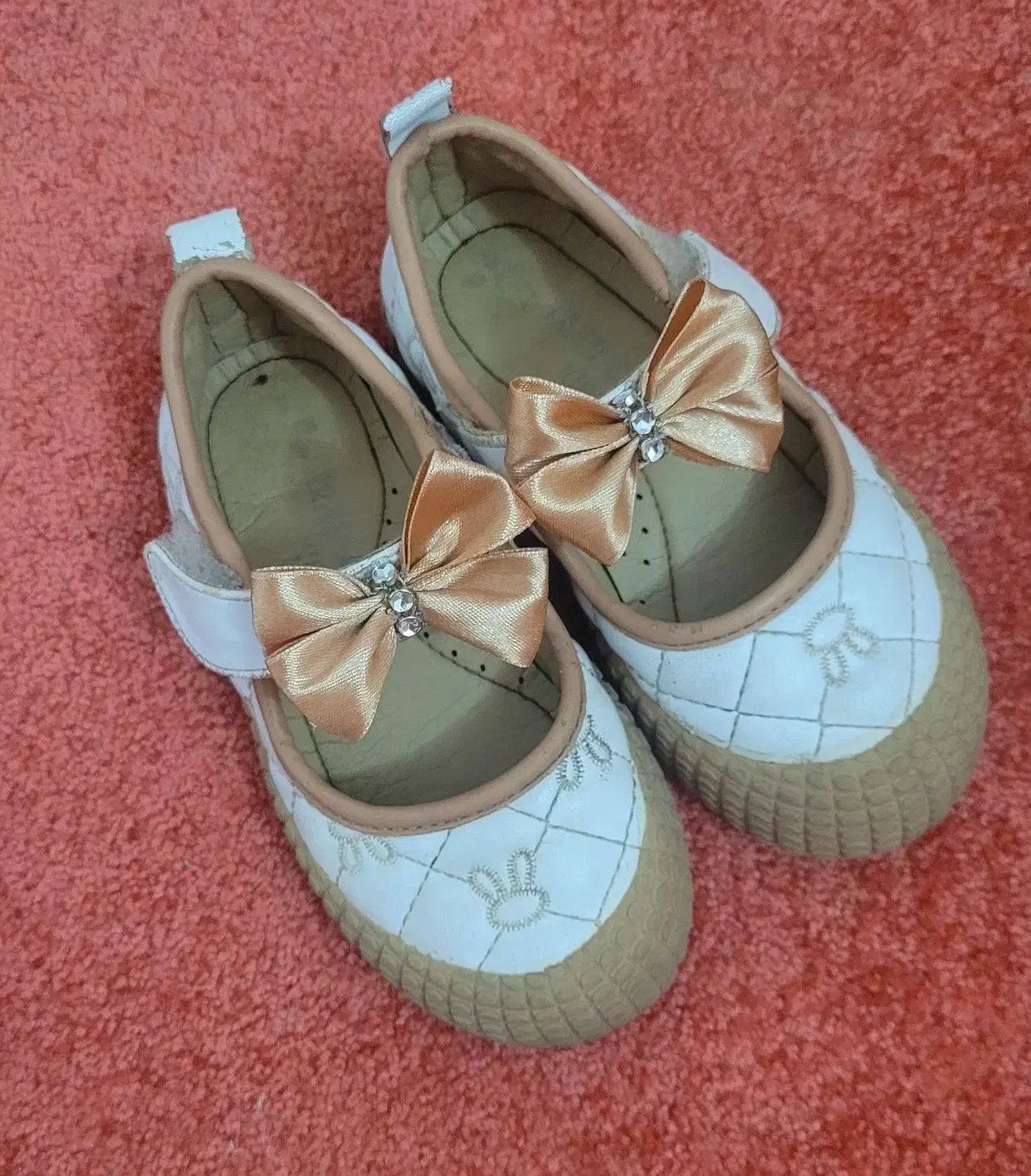 کفش بچگانه سالم و درحدنو|کفش و لباس بچه|کازرون, |دیوار