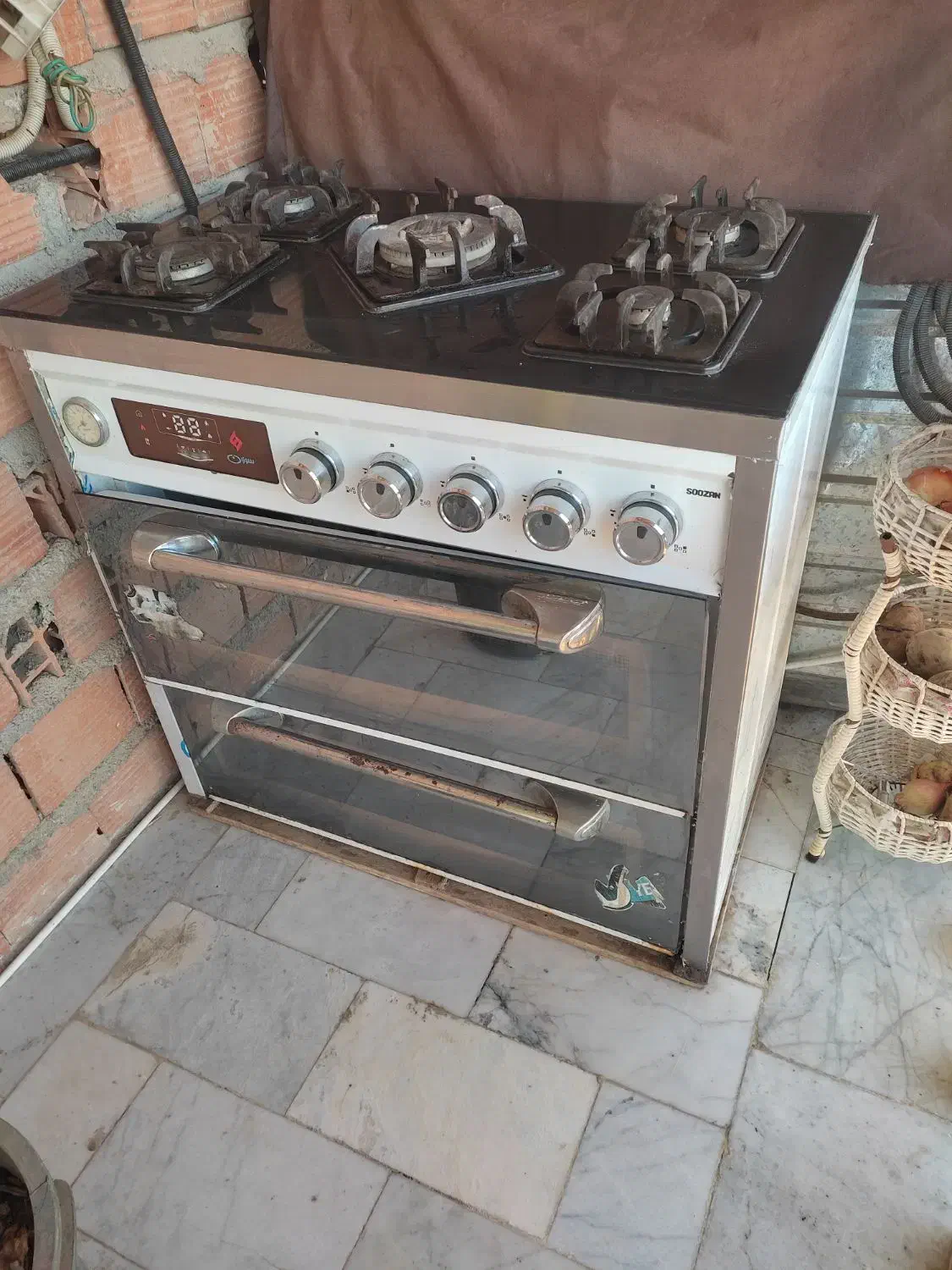 گاز در حد نو|اجاق گاز و لوازم برقی پخت‌وپز|سرخنکلاته, |دیوار