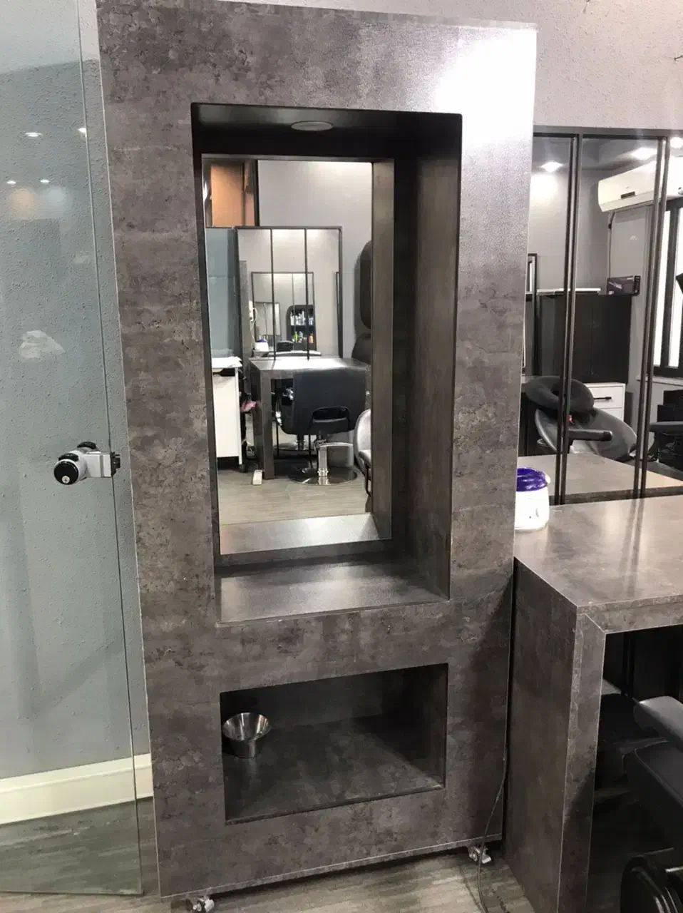 کمد،سرشور متحرک طبی،تخت مژه لمسه|آرایشگاه و سالن‌های زیبایی|تهران, دریا|دیوار