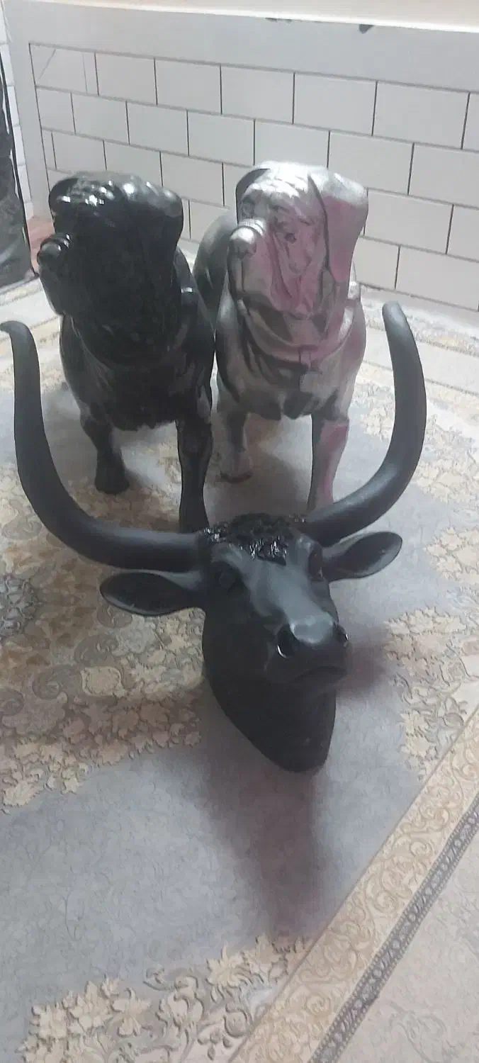 فروش یک جفت مجسمه سگ و کله گاو دکوری|مجسمه، تندیس، ماکت|بندر ماهشهر, |دیوار
