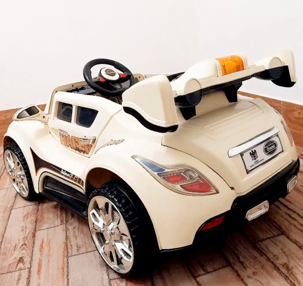 ماشین شارژی دو نفره|اسباببازی|مشهد, امام خمینی|دیوار