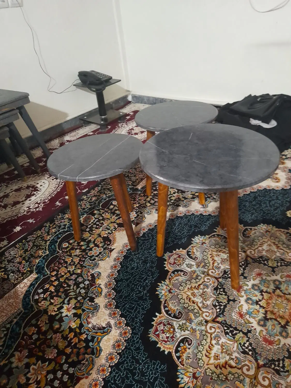 میز عسلی|مبلمان خانگی و میز عسلی|باغستان, |دیوار
