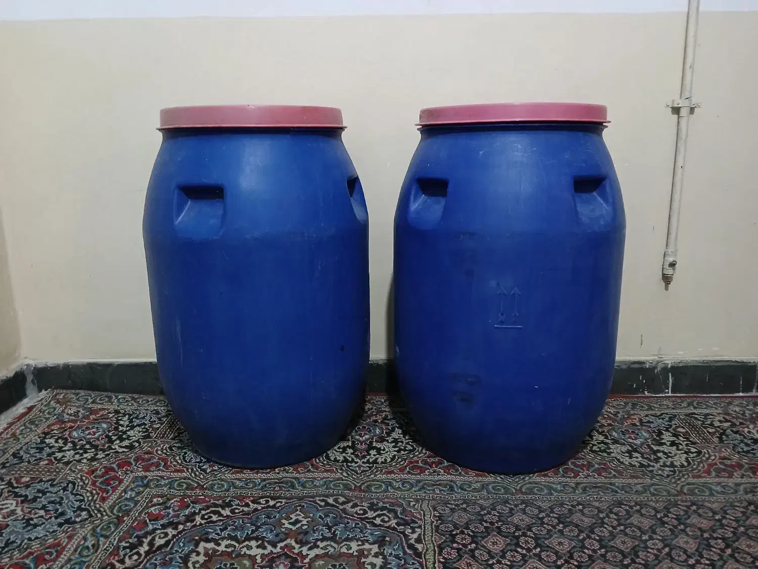 فروش فوری دبه ترشی|ظروف نگهدارنده، پلاستیکی، یکبارمصرف|فرخشهر, |دیوار