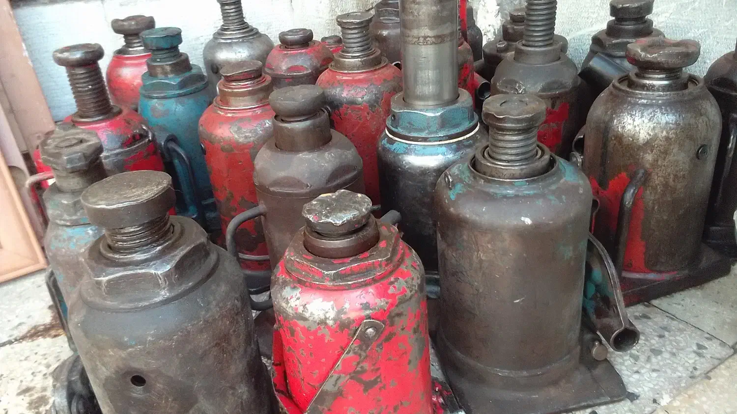 جک روغنی|قطعات یدکی و لوازم جانبی|اهواز, زیتون کارگری|دیوار