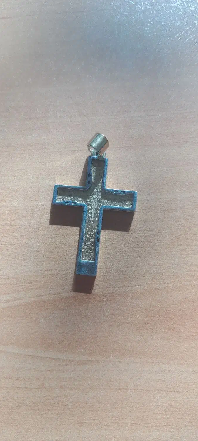 زنجیر و مدال|بدلیجات|میاندوآب, |دیوار