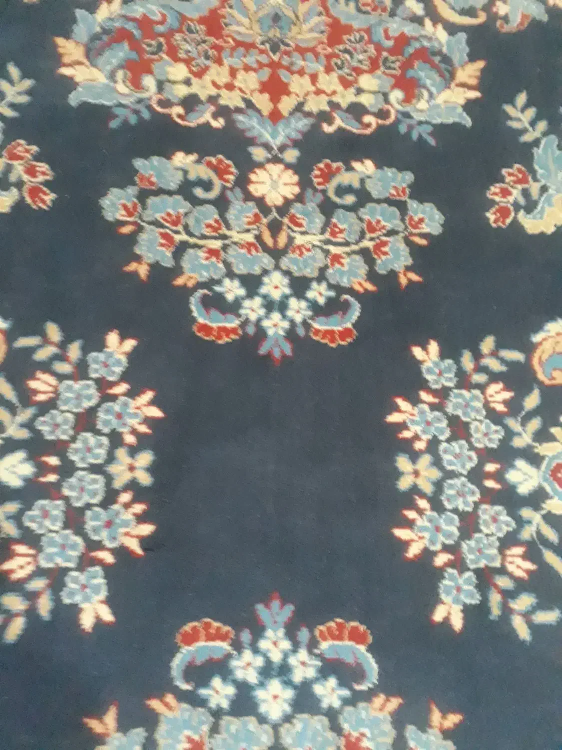 دو عدد فرش ۹ متری در حد نو بدون مواد|فرش|سبزوار, طبرسی (جعفرآباد)|دیوار