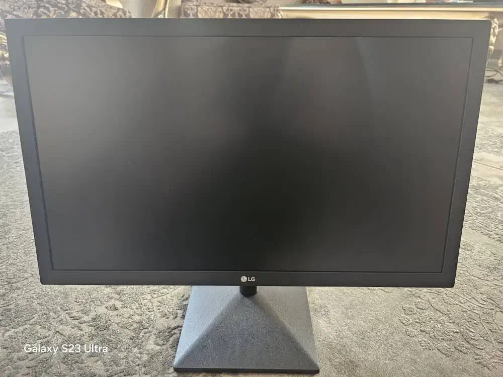 مانیتور ۲۲ اینچ ال اجی گارانتی اصلی|قطعات و لوازم جانبی رایانه|تهران, مدائن|دیوار