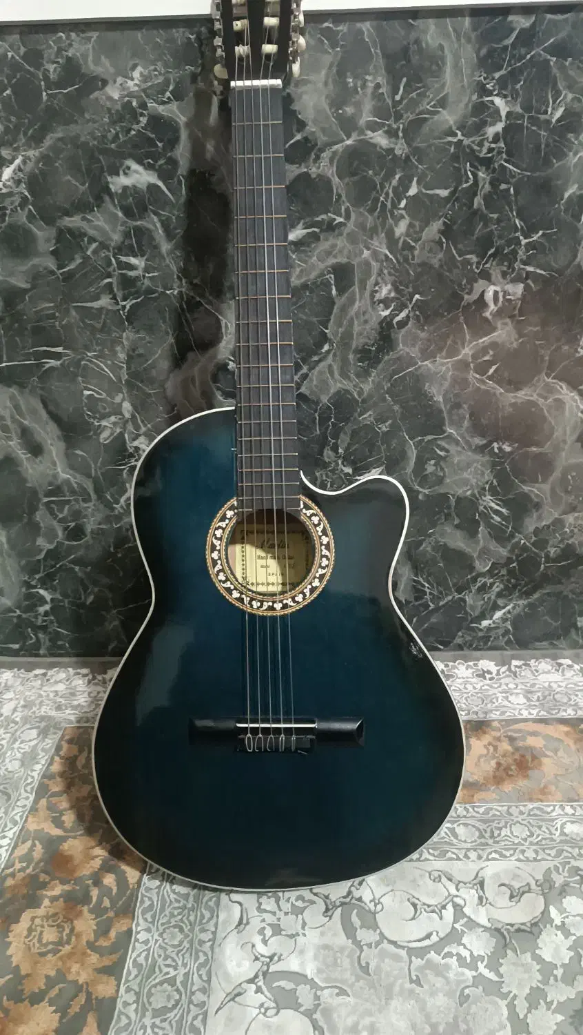 گیتار 4/4 حرفه ای مارتنیز اصل اسپانیا|گیتار، بیس، امپلیفایر|نسیمشهر, |دیوار