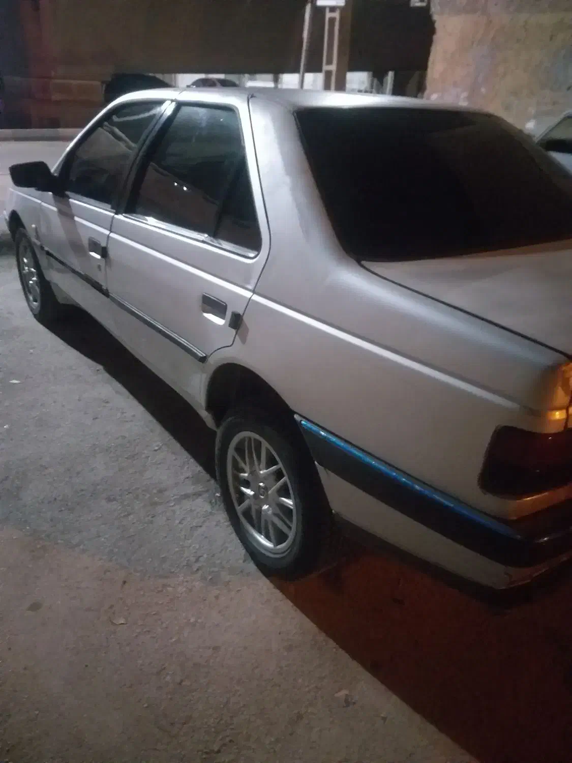 پژو۴۰۵مدل۹۳|خودرو سواری و وانت|کرمان, |دیوار