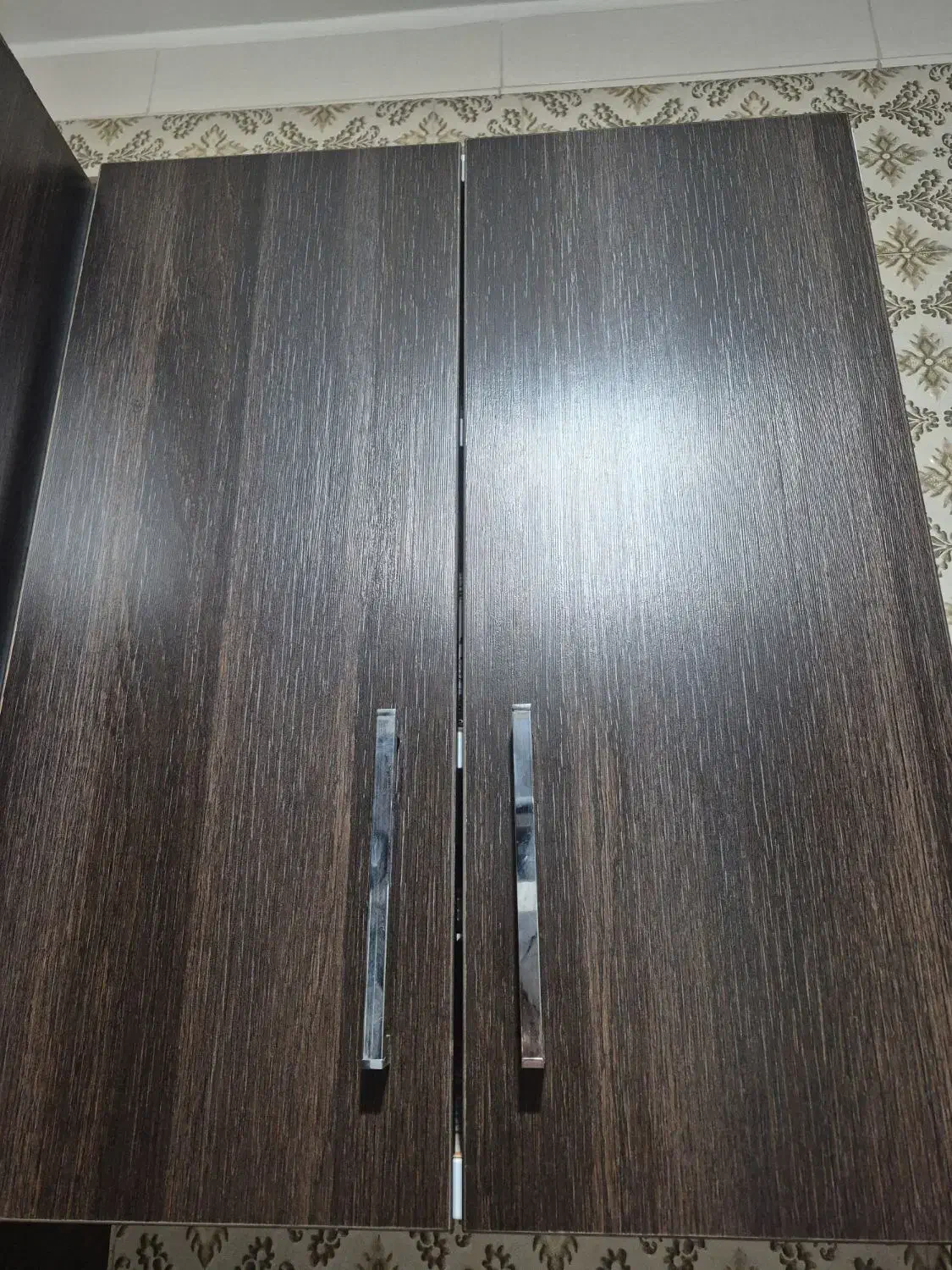 تعدادی درب کابینت ام دی اف ترک قهوه ای در زرقان|حراج|زرقان, |دیوار