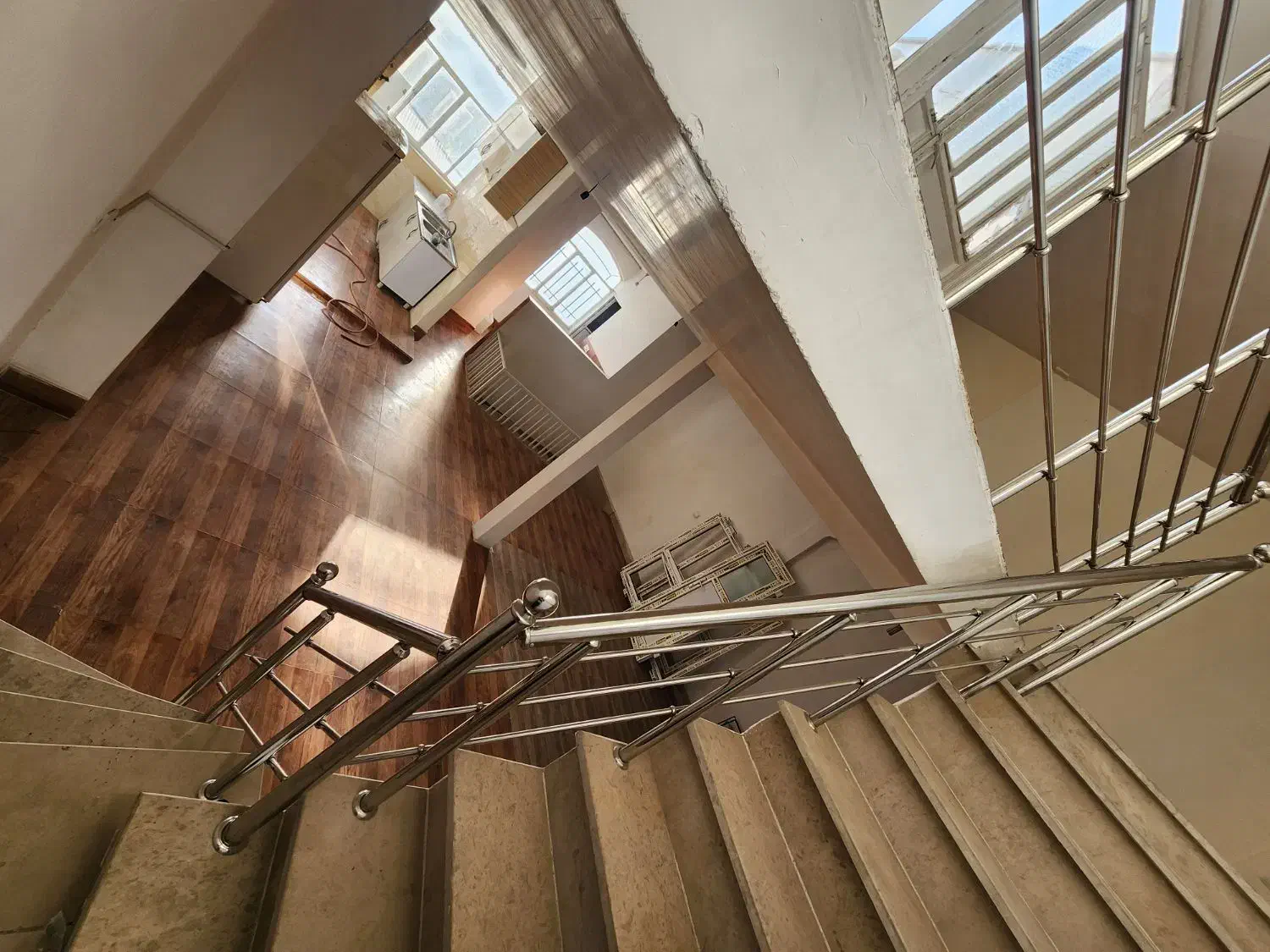 ملک خانه دوبلکس ۱۳۰ متر نوساززیر قیمت تخلیه معاوضه|فروش خانه و ویلا|ملارد, |دیوار