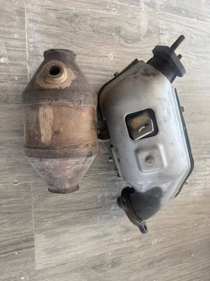 کاتالیزور کی ام سی تی ۸ kmc T8|قطعات یدکی و لوازم جانبی|اراک, |دیوار