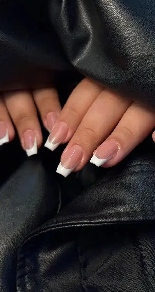 آفر ویژه کاشت ناخن رنگ مو پاکسازی قبل|خدمات آرایشگری و زیبایی|اندیمشک, |دیوار