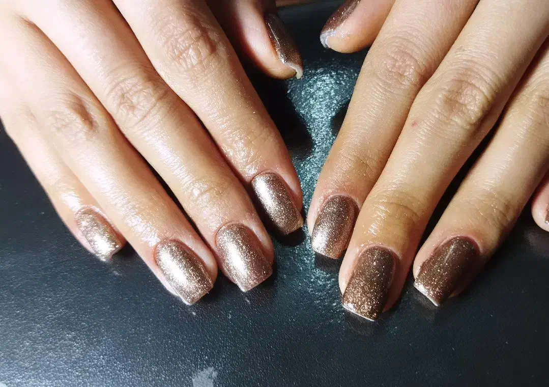 خدمات کاشت ناخن|خدمات آرایشگری و زیبایی|بندر انزلی, لاله|دیوار