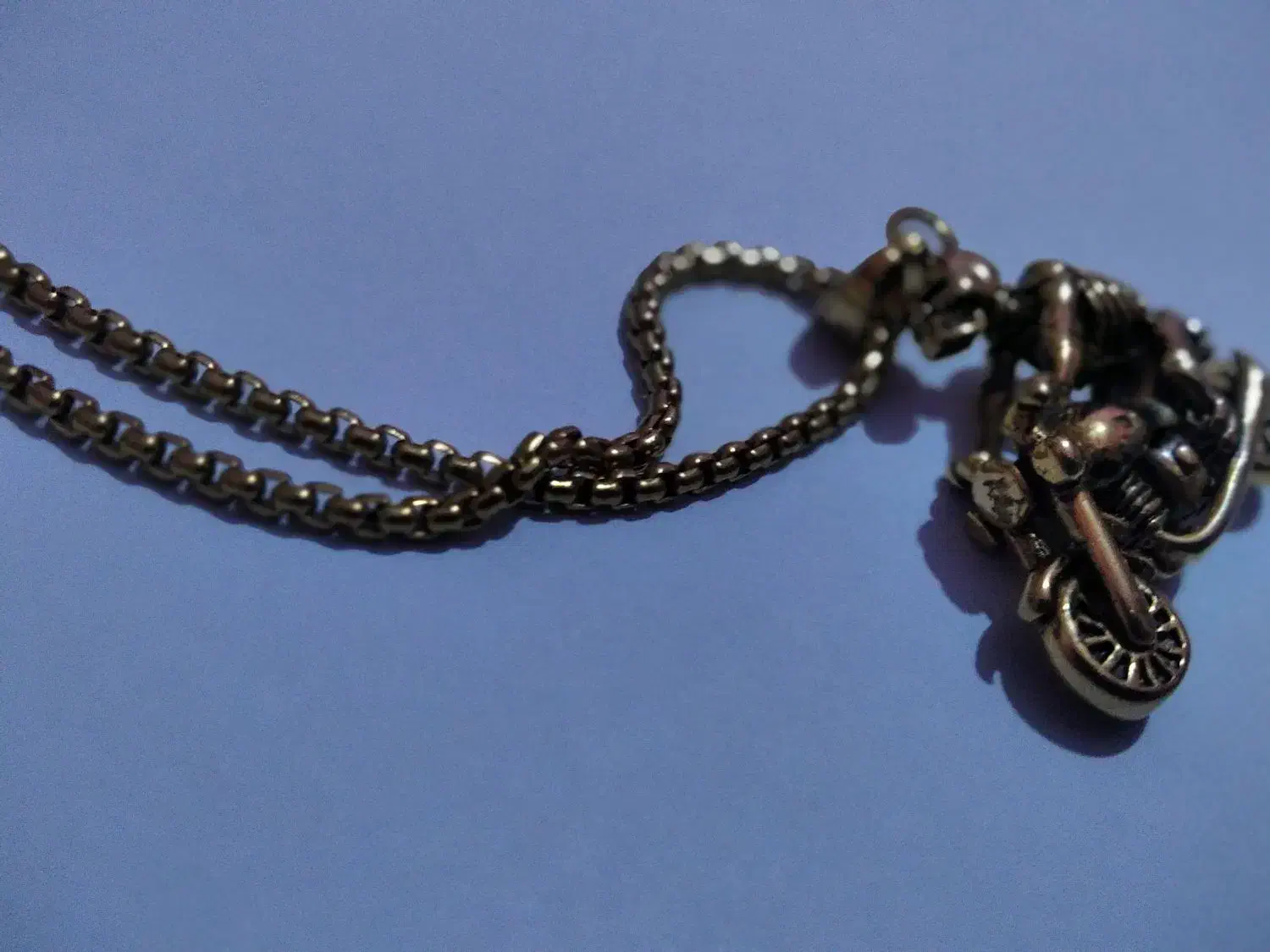 زنجیر ها|جواهرات|جوانرود, |دیوار