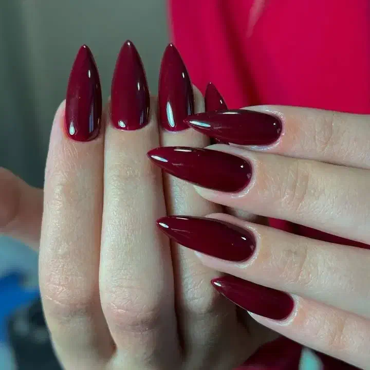 خدمات کاشت ناخن و آموزش همراه مدرک|خدمات آرایشگری و زیبایی|پاکدشت, پاکدشت (مامازند)|دیوار