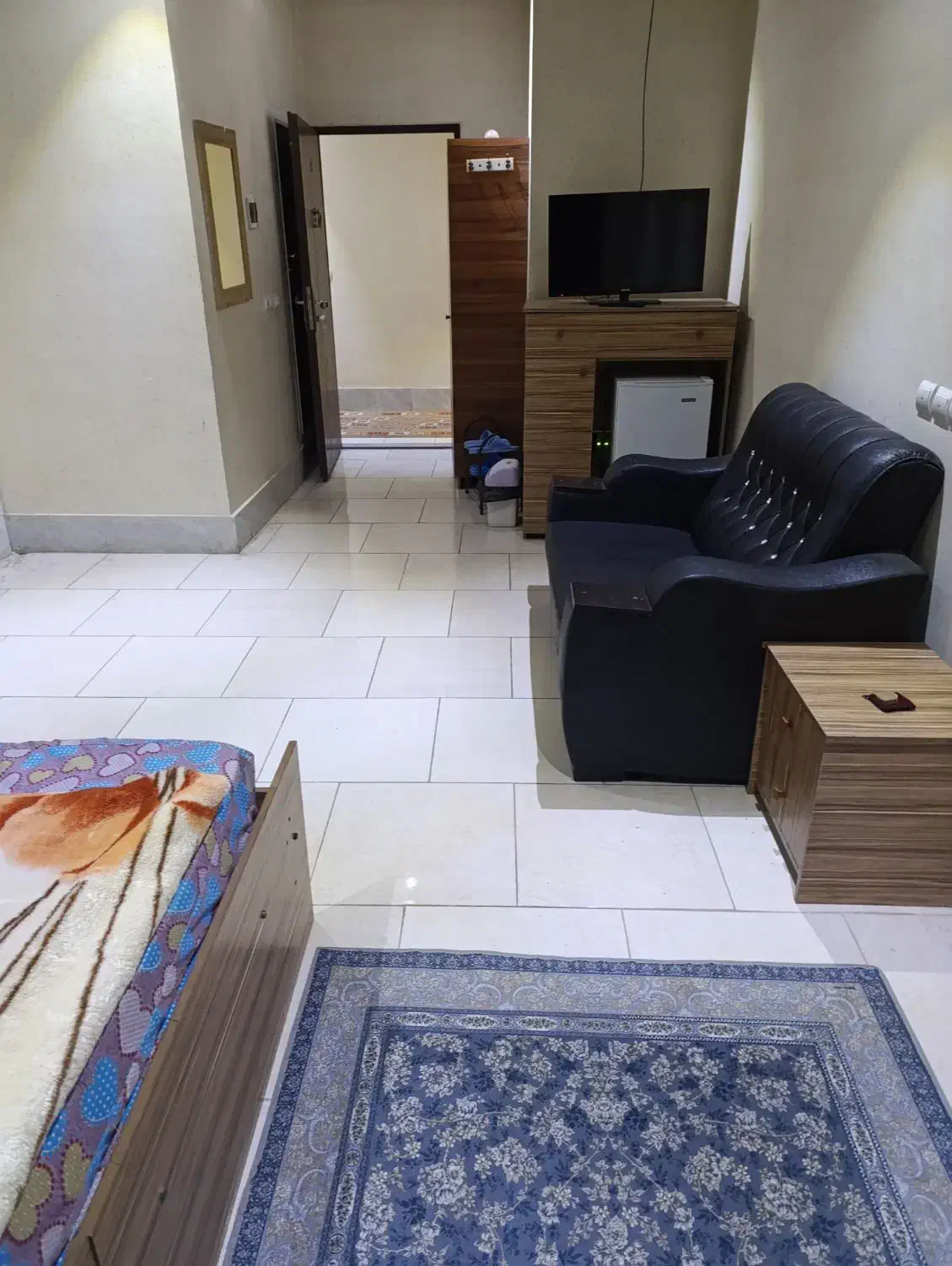 هتل،اتاق مبله وتخته(استخردار)|اجارهٔ کوتاهمدت آپارتمان و سوئیت|سلطانیه, |دیوار