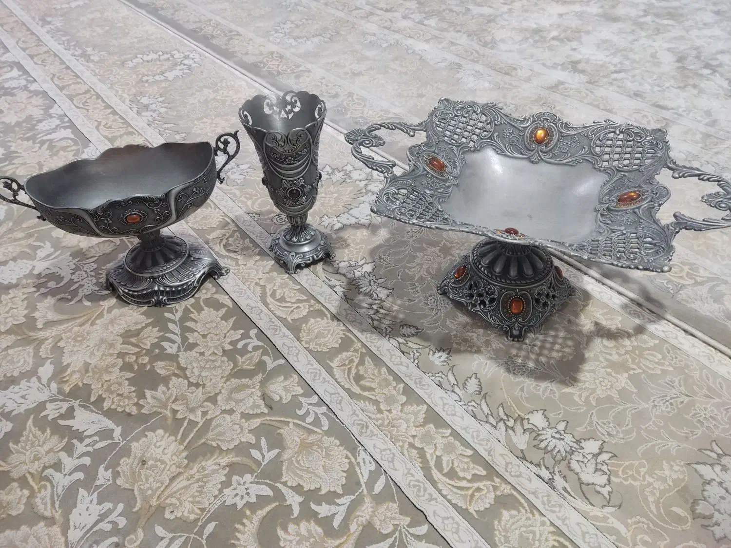 ظروف تزیینی|ظروف سرو و پذیرایی|خان ببین, |دیوار