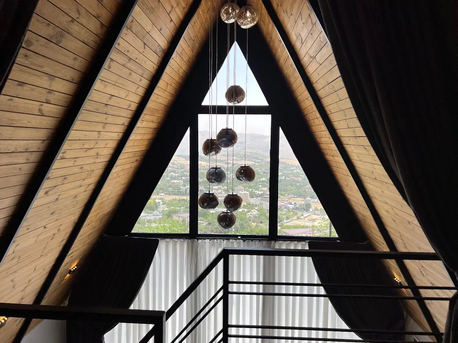 اجاره ویلا روزانه|اجارهٔ کوتاه‌مدت ویلا و باغ|لواسان, |دیوار