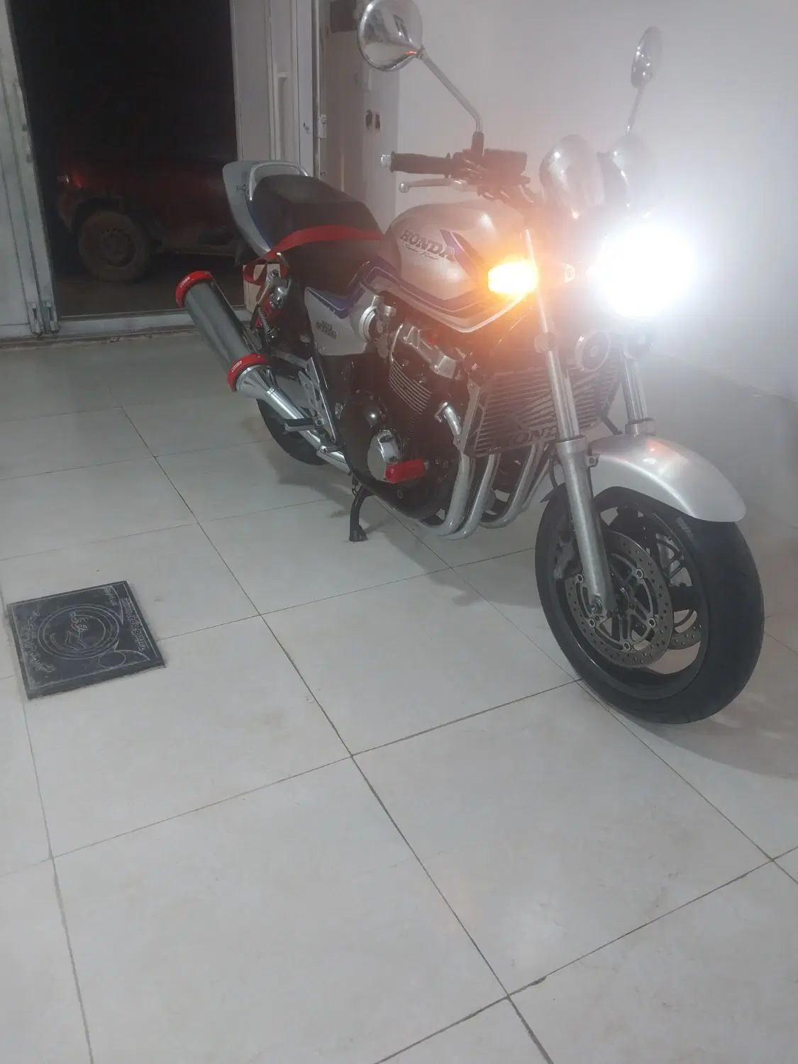 cb 1300|موتورسیکلت|میاندوآب, |دیوار