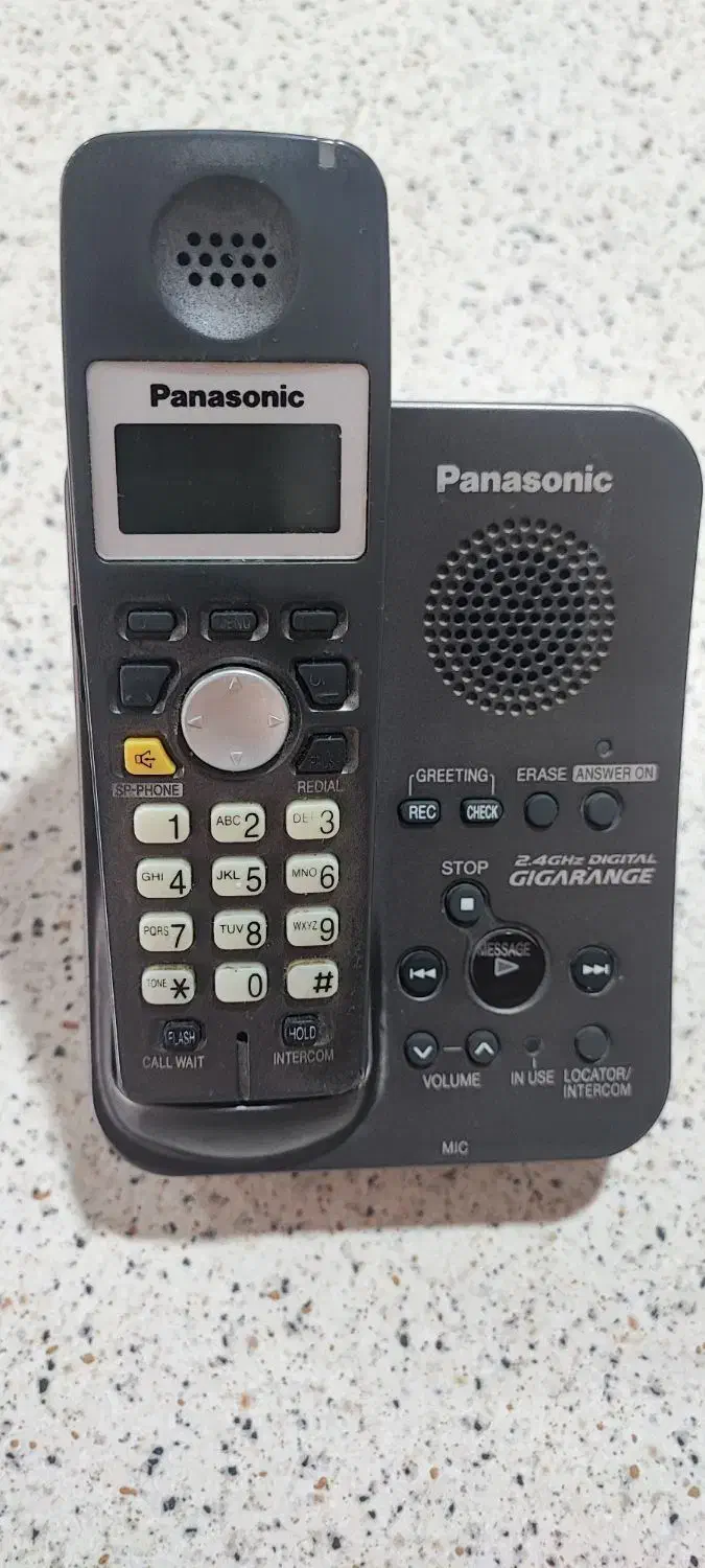 یکدستگاه‌تلفن‌پاناسونیک‌|تلفن رومیزی|شیراز, فرهنگ شهر|دیوار