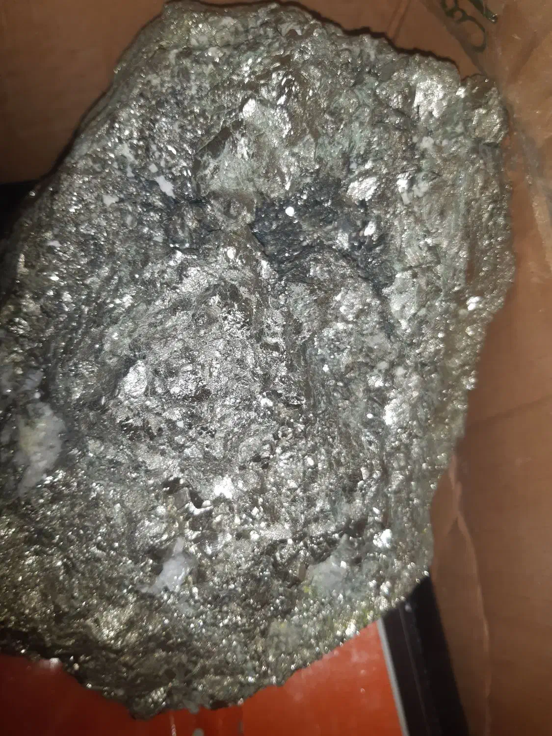 سنگ طلایی ص۱۴ کیلویی|جواهرات|پیشوا, |دیوار