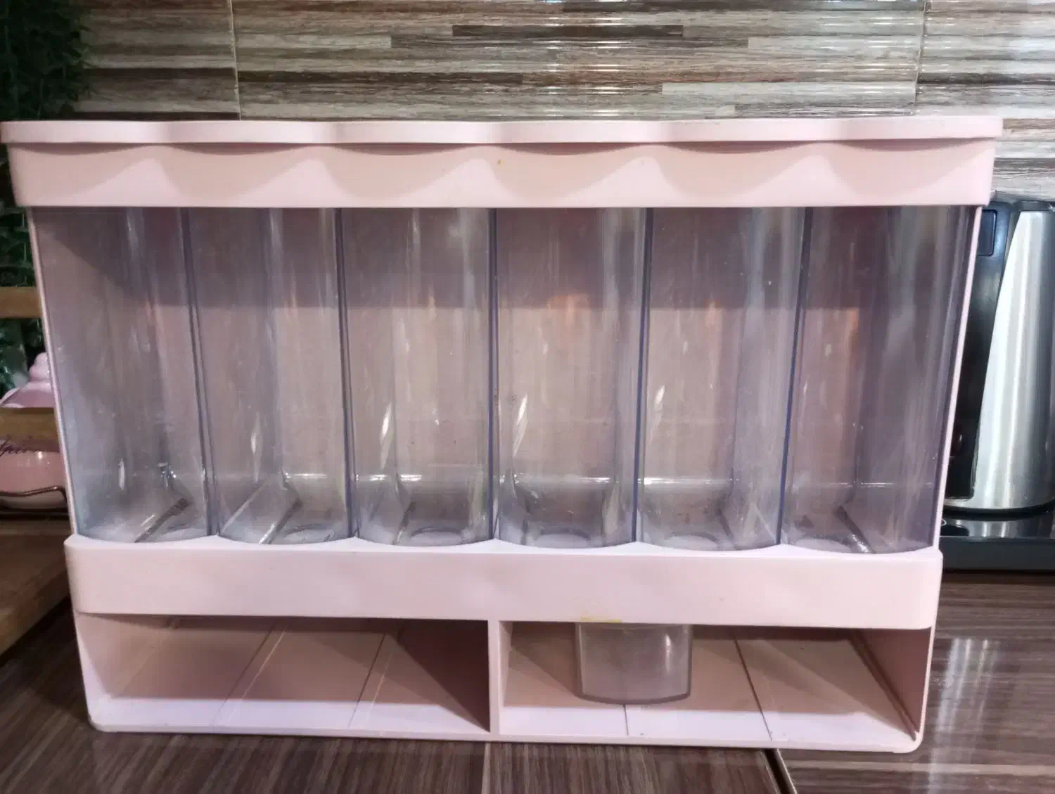 جاحبوباتی|ظروف نگهدارنده، پلاستیکی، یکبارمصرف|اهواز, زرگان|دیوار