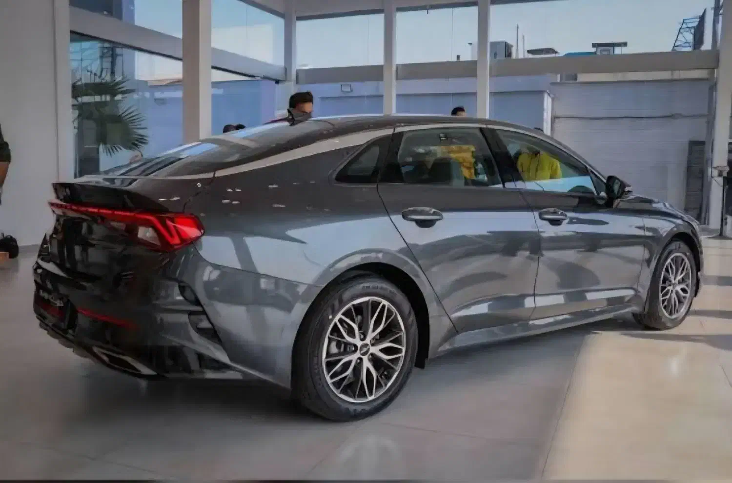 کیاk5 مدل۲۰۲۵برساوش خاکستری صفر|خودرو سواری و وانت|تهران, حکمت|دیوار