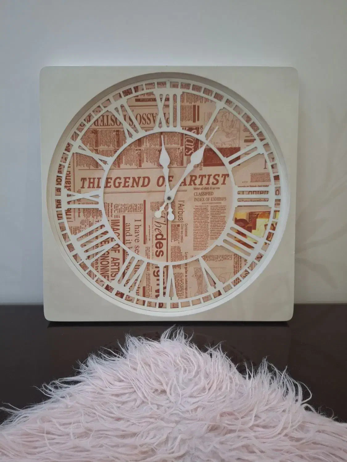 ساعت دیواری بسیار شیک و نو همراه با جعبه چوبی|ساعت دیواری و تزئینی|تهران, ائمه اطهار|دیوار