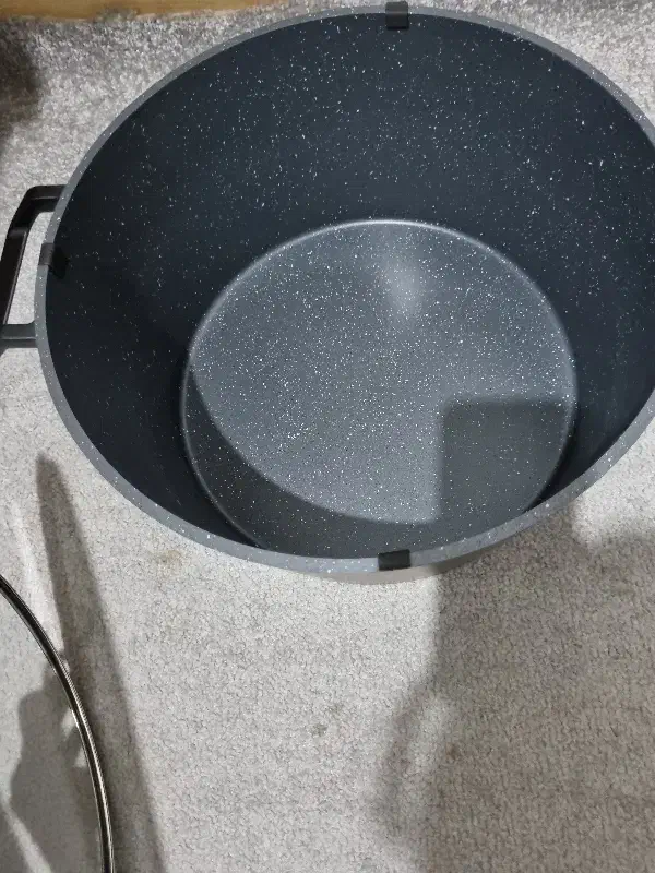 قابلمه گرانیت چدن اس جی|ظروف پخت‌وپز|بندرعباس, |دیوار