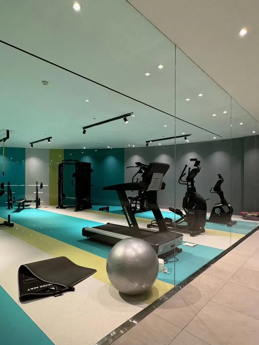 ۲۶۰متر/۳خواب/مشاعات لاکچری/دروس/ ۳پارکینگ