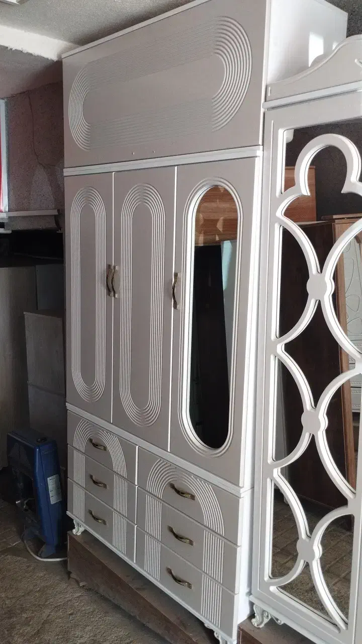 کمد دراور جاکفشی|جاکفشی، کمد، دراور|هشتگرد, هشتگرد قدیم|دیوار