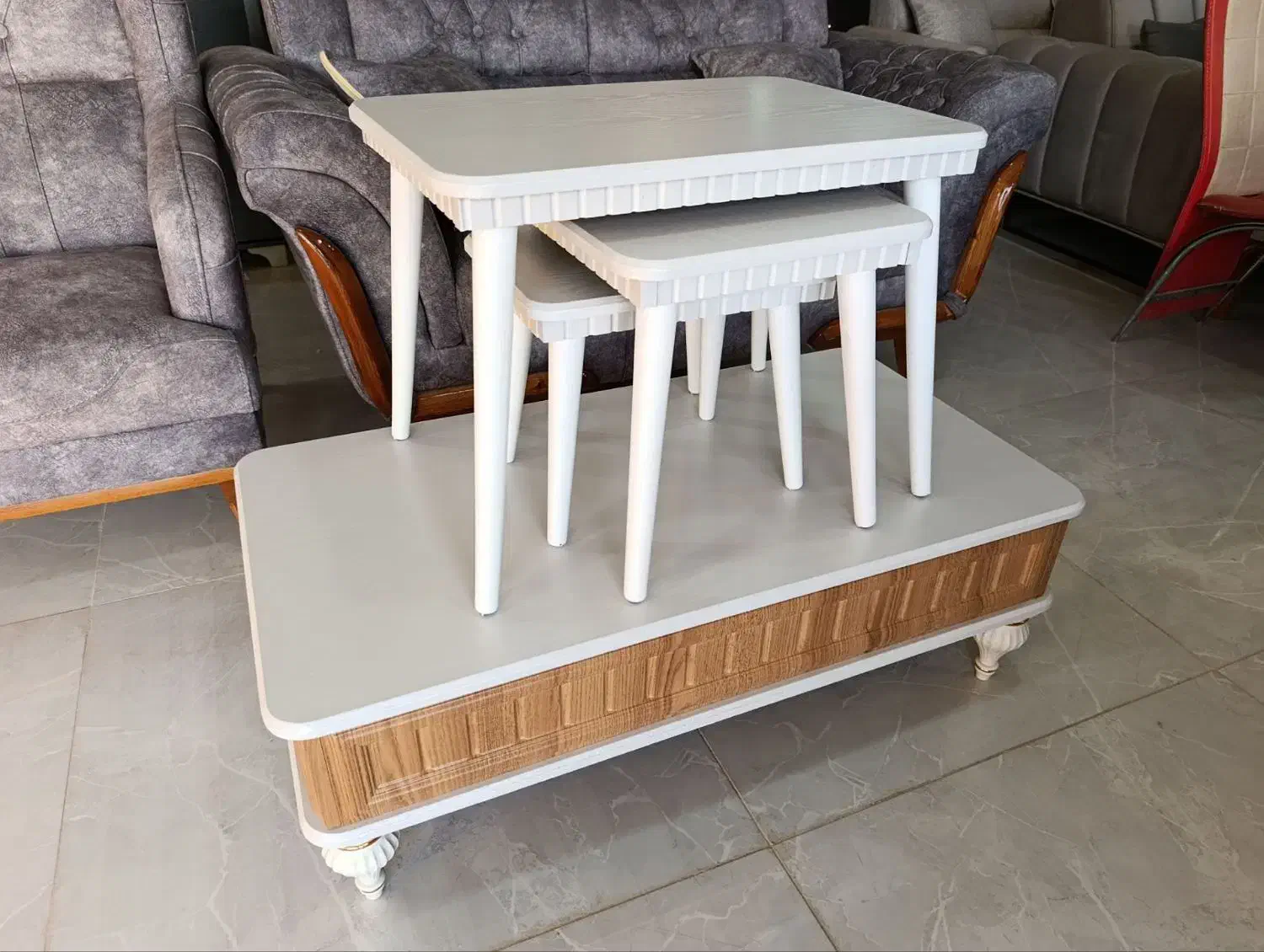 جلومبلی چوبی و فلزی|مبلمان خانگی و میز عسلی|خرم‌آباد, |دیوار