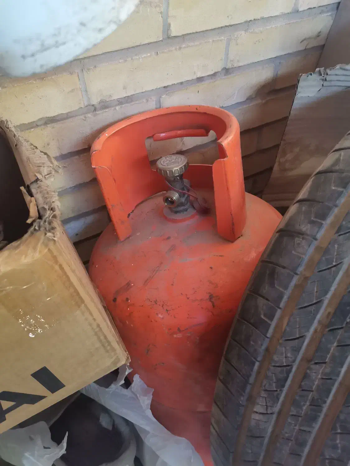 یک دستگاه هوا برش یا کامل|ابزارآلات|نگار, |دیوار