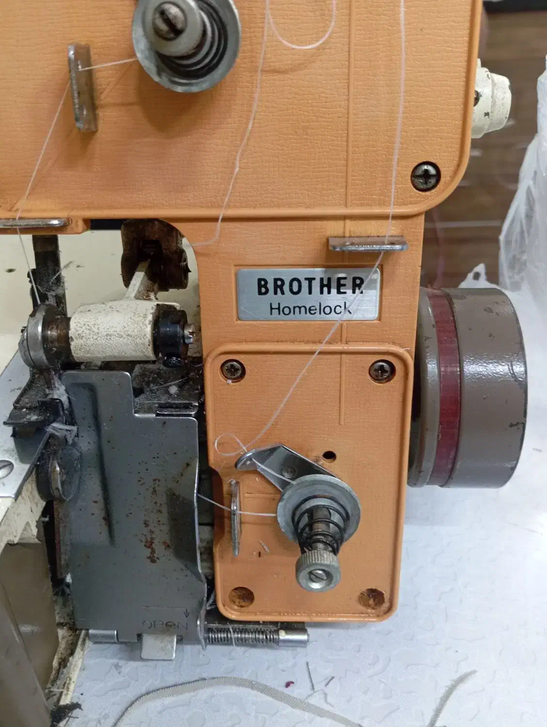 سردوزدونخژاپنباترانس110مارکبرادور|چرخ خیاطی و ریسندگی|بیرجند, |دیوار