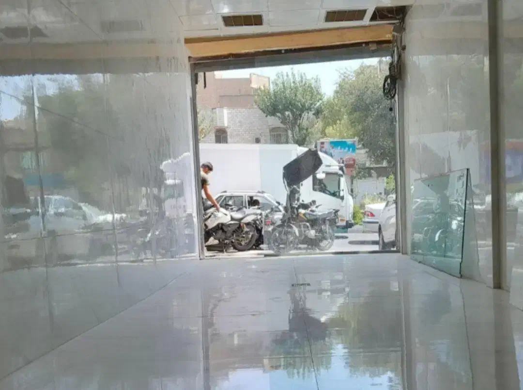 مغازه ۳۰ متر  بر بلوار پروین|اجارهٔ مغازه و غرفه|تهران, تهرانپارس غربی|دیوار