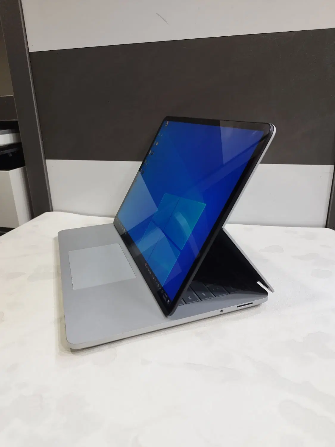 Microsoft Surface Laptop Studio1|رایانه همراه|تهران, فلسطین (میدان انقلاب)|دیوار