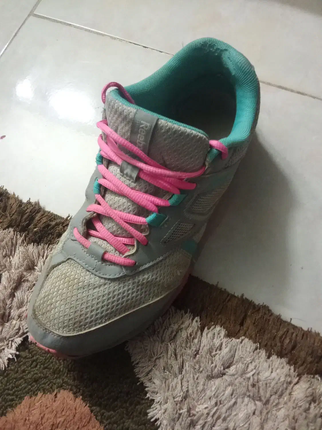 فروش یک جفت کتونی ریبوک اصلی در چند رنگ|کیف، کفش، کمربند|هشتگرد, شهرک پارسیان|دیوار