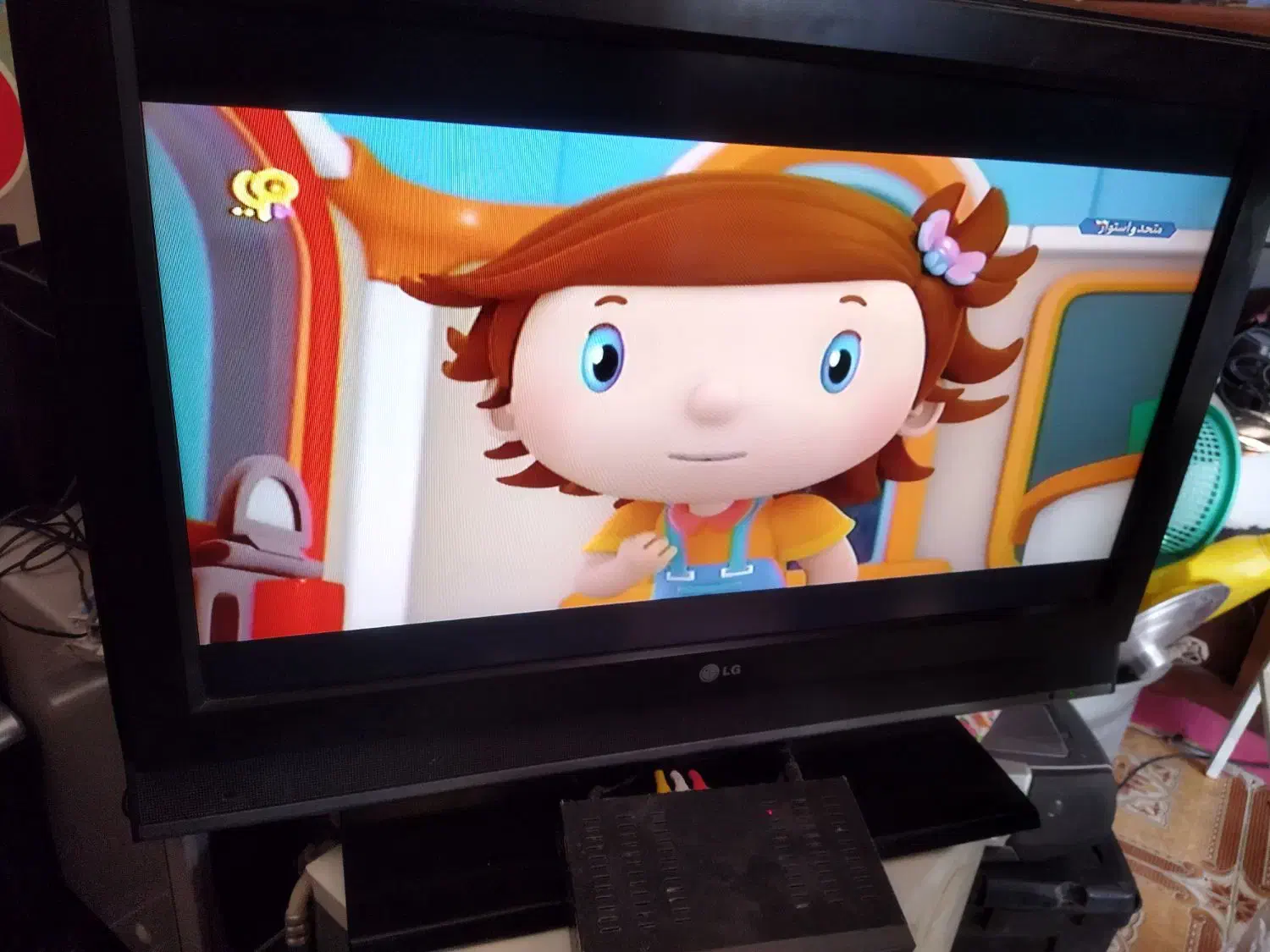 تلوزیون ۳۲ال جی  ال سیدی|تلویزیون و پروژکتور|قرچک, باقرآباد|دیوار