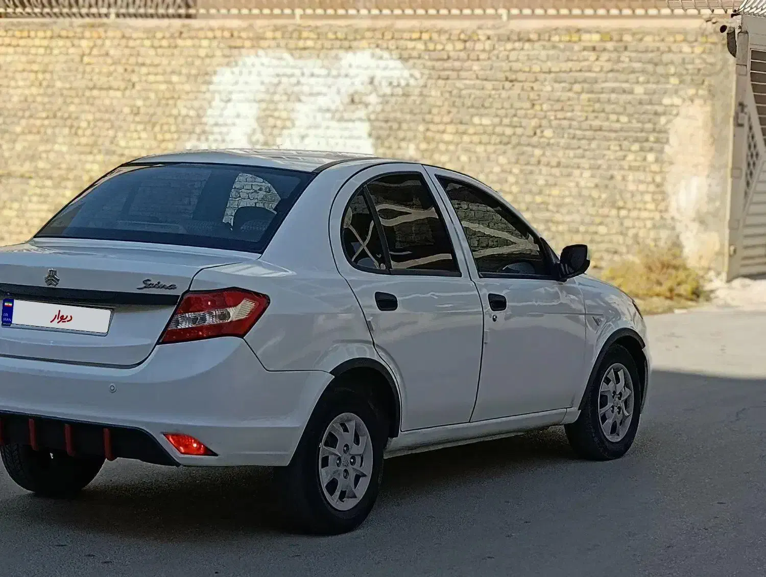 ساینا ۱۴۰۰|خودرو سواری و وانت|اصفهان, ارغوانیه|دیوار