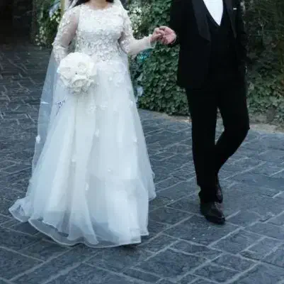 لباس عروس|لباس|رشت, توشیبا|دیوار