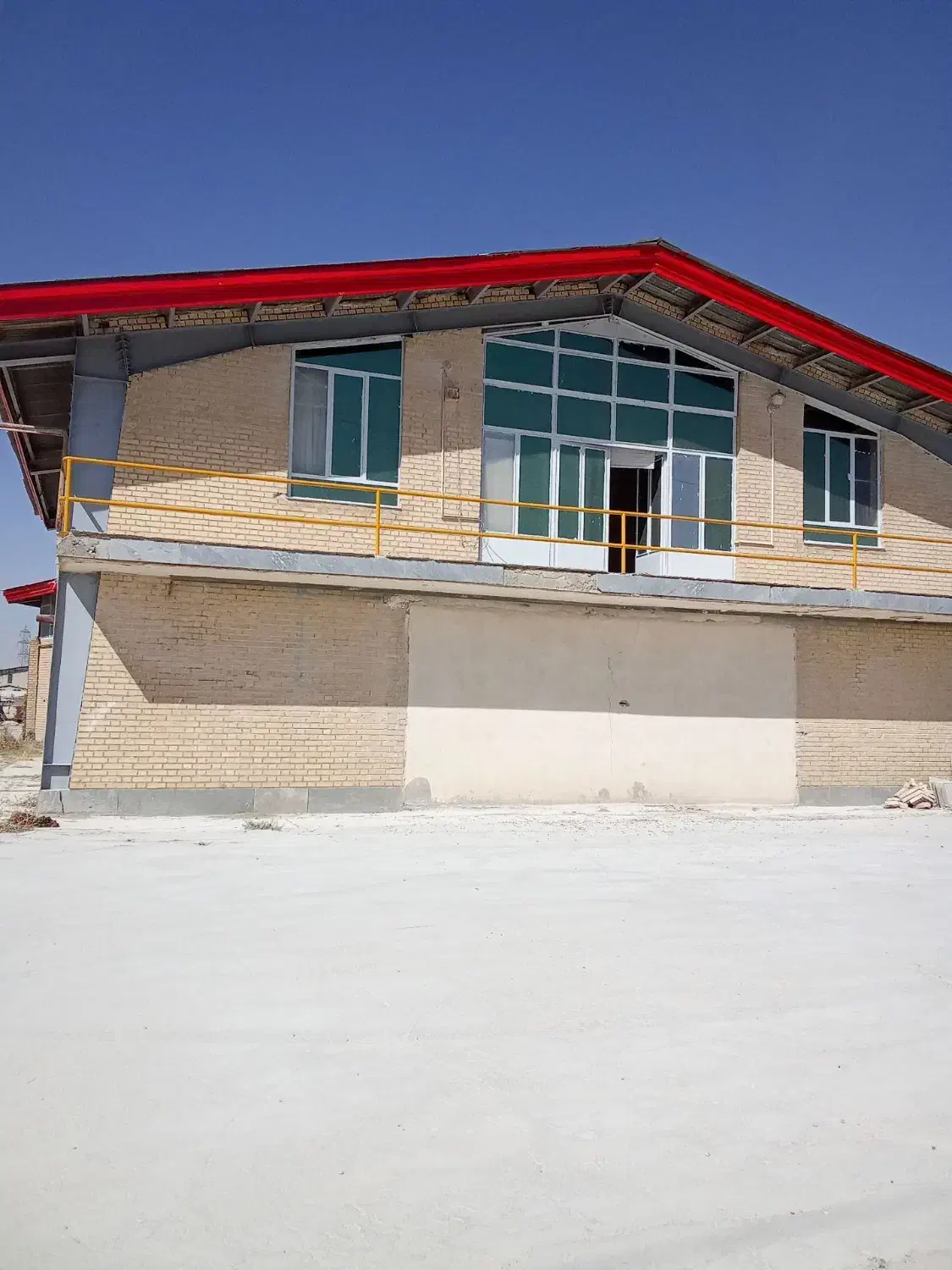 رهن-اجاره سوله و کارخانه همدان شهرک صنعتی ویان|اجارهٔ دفتر صنعتی، کشاورزی، تجاری|کبودرآهنگ, |دیوار