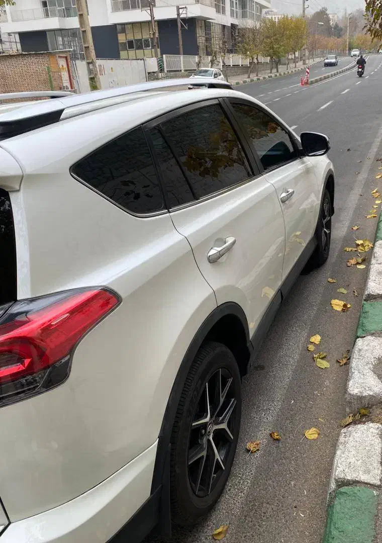 تویوتا رافور|خودرو سواری و وانت|تهران, جماران (نیاوران)|دیوار