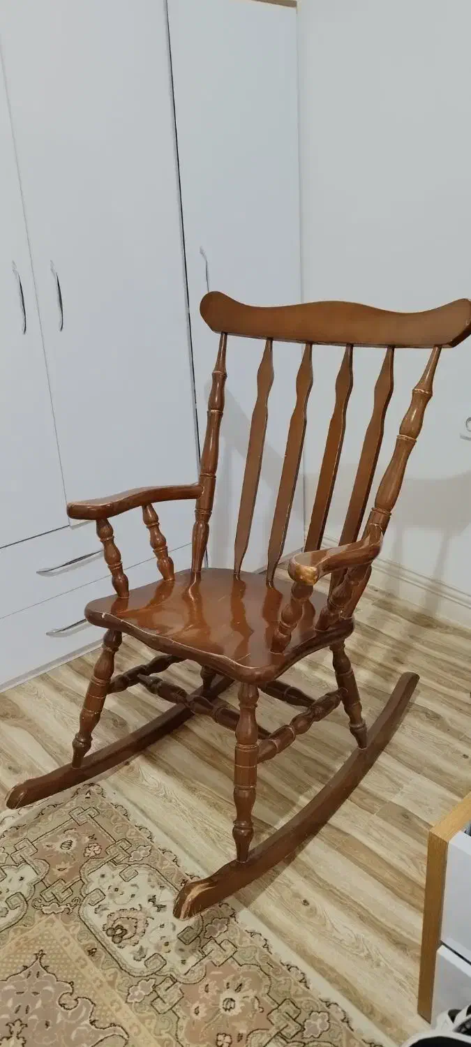 صندلی راکی|صندلی و نیمکت|کبودرآهنگ, |دیوار